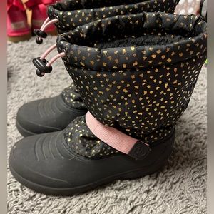 Size 5 Snowboots